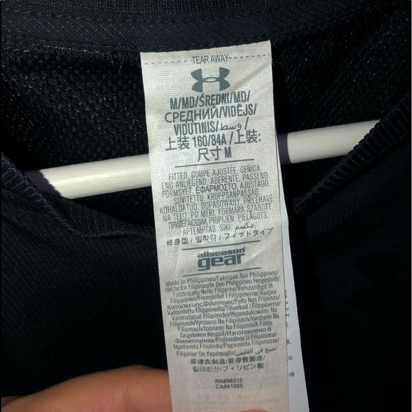 Under Armour size m bomber all season gear - Picture 3 of 3